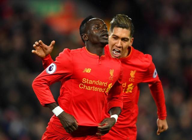 班人馬之間 班人馬之間